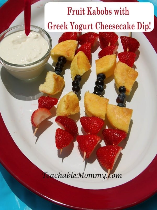 Picnic recipes, healthy picnic, Fruit Kabobs, Fruit Skewers, Fruit dip with greek yogurt, #StonyfieldBlogger