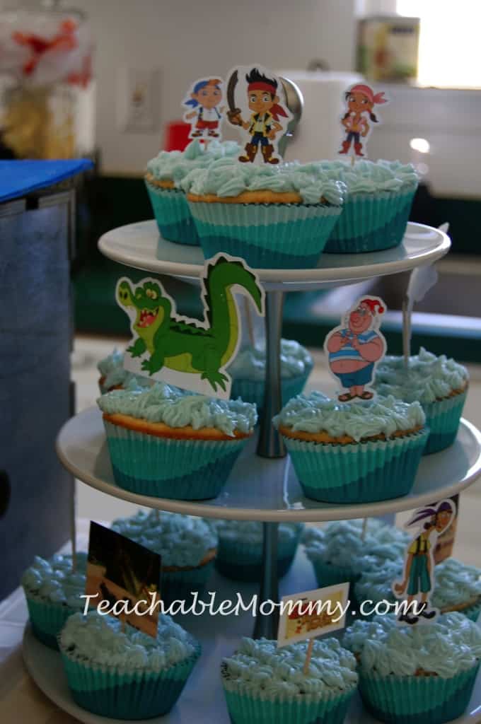 Jake and the Neverland Pirates Birthday Party, Jake Birthday Party, Pirate Birthday Party, Pirate Food, Jake and The Neverland Pirates Cupcakes