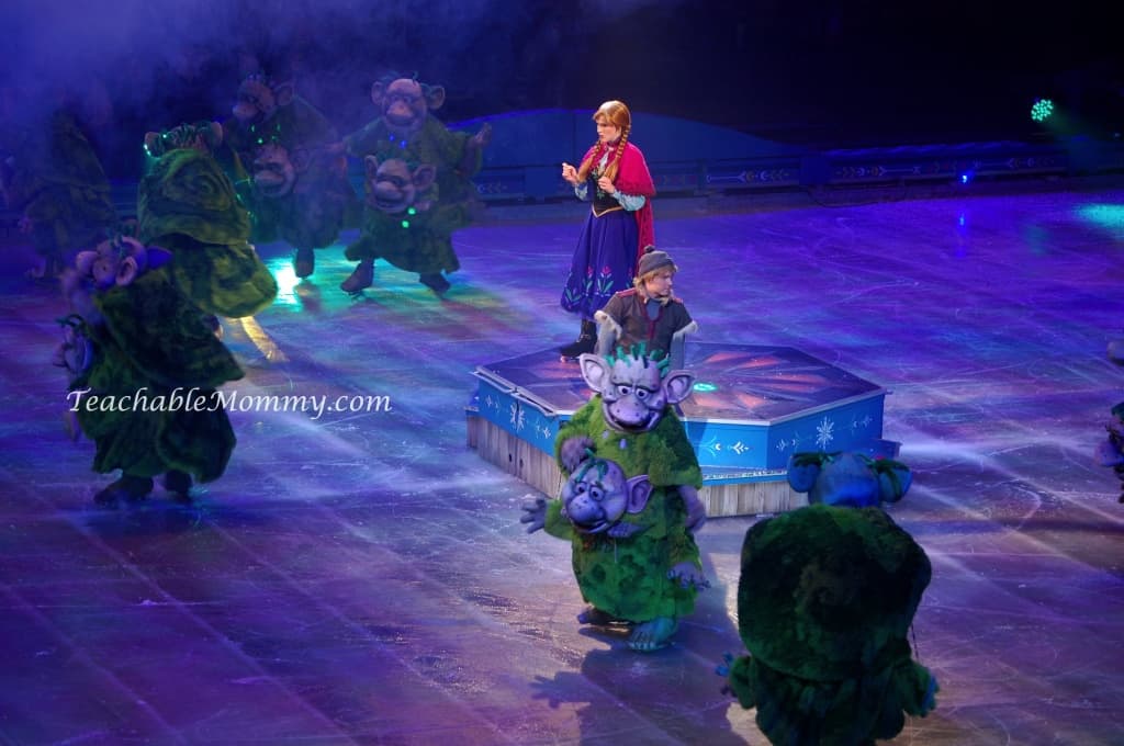 Disney On Ice presents FROZEN! , Anna Kristoff and the Trolls