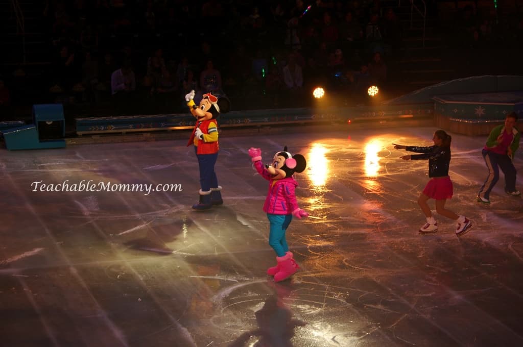 Disney On Ice presents FROZEN! , Mickey and Minnie Mouse 