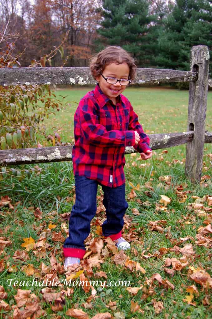 OshKosh B'gosh coupon, #GiveHappy with OshKosh B'gosh , Kid fashion, Kid photography