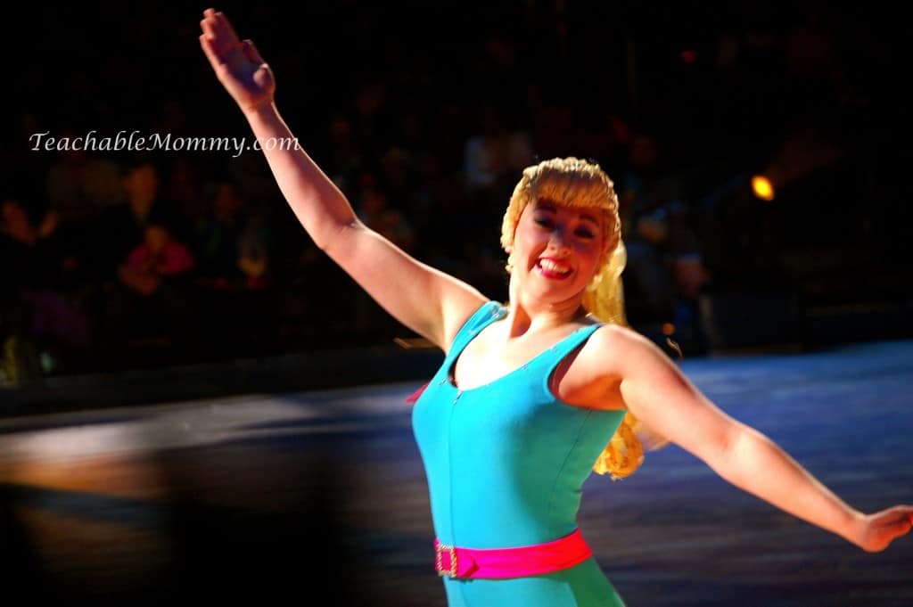 Disney On Ice, Worlds of Fantasy, #DisneyOnIce, Toy Story, Tinkerbell, Cars, The Little Mermaid, Mickey and Minnie