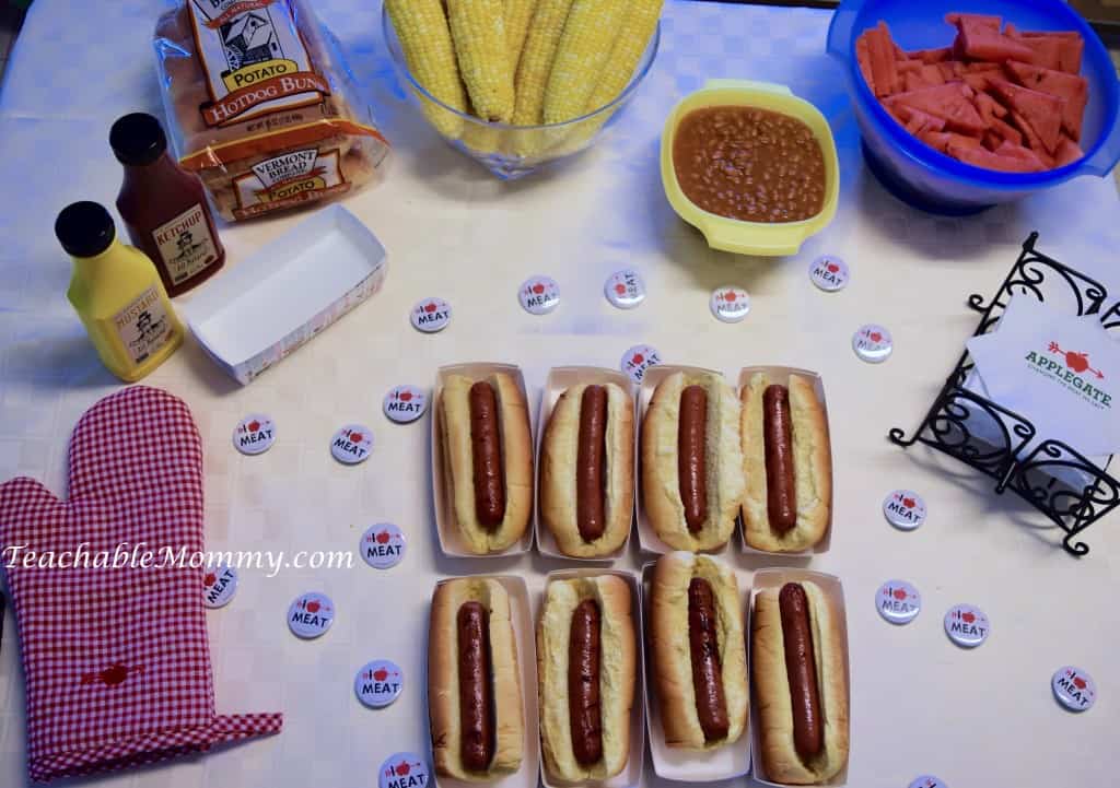 Applegate Farm Giveaway. #GirlsWhoGrill, #WhatsInYourHotdog