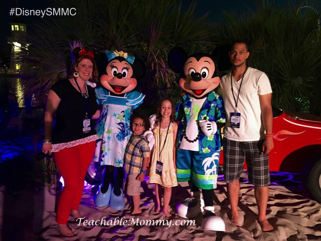 Mickey and Minnie, #DisneySMMC