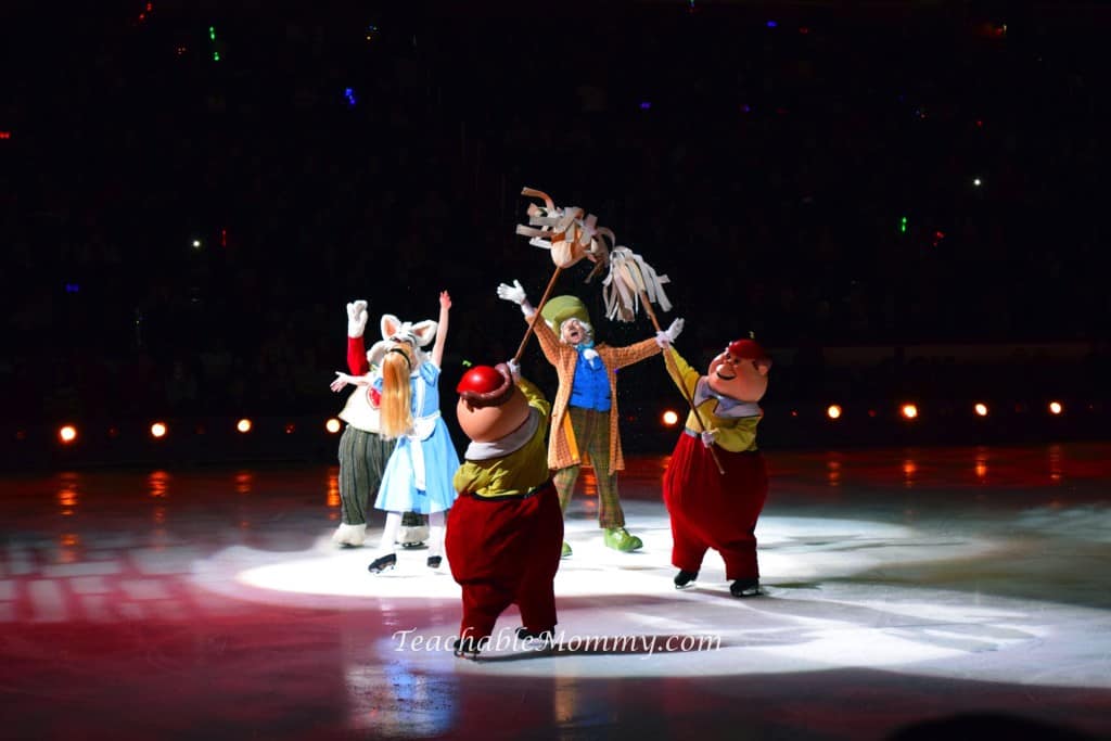 Disney On Ice, Disney on Ice Treasure Trove, Disney On Ice Mickey, Disney Shows, Disney Live shows, ice skating, sponsored