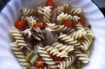 Gluten Free Chicken Noodle Soup, Slow Cooker Chicken Soup, Slow Cooker recipes, Gluten Free recipes, Gluten Free Slow Cooker recipes, Chicken Noodle Soup