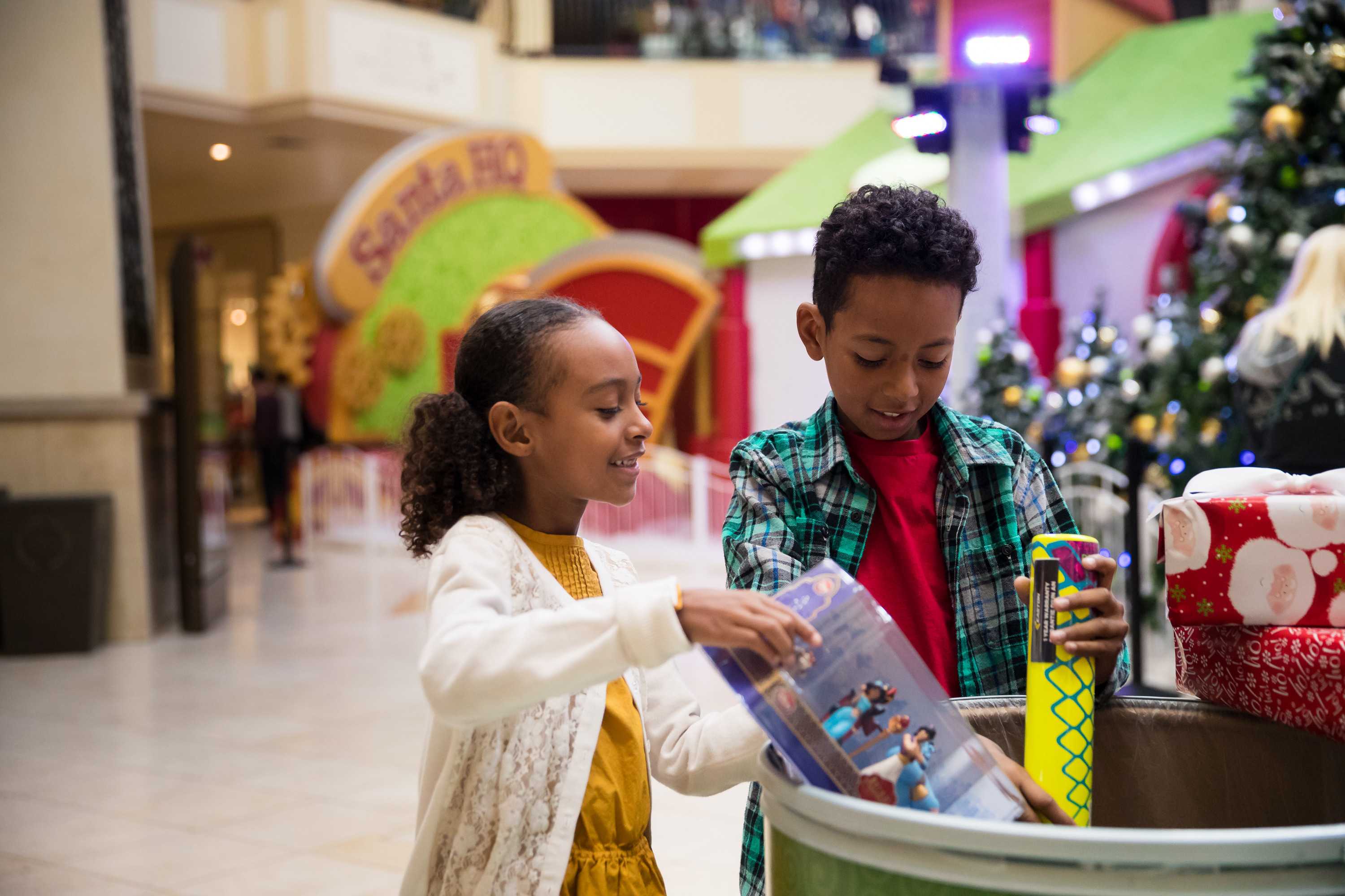 HGTV's 'Santa HQ' Experience Brings Festive Family Fun to 15 Macerich Malls This Holiday Season