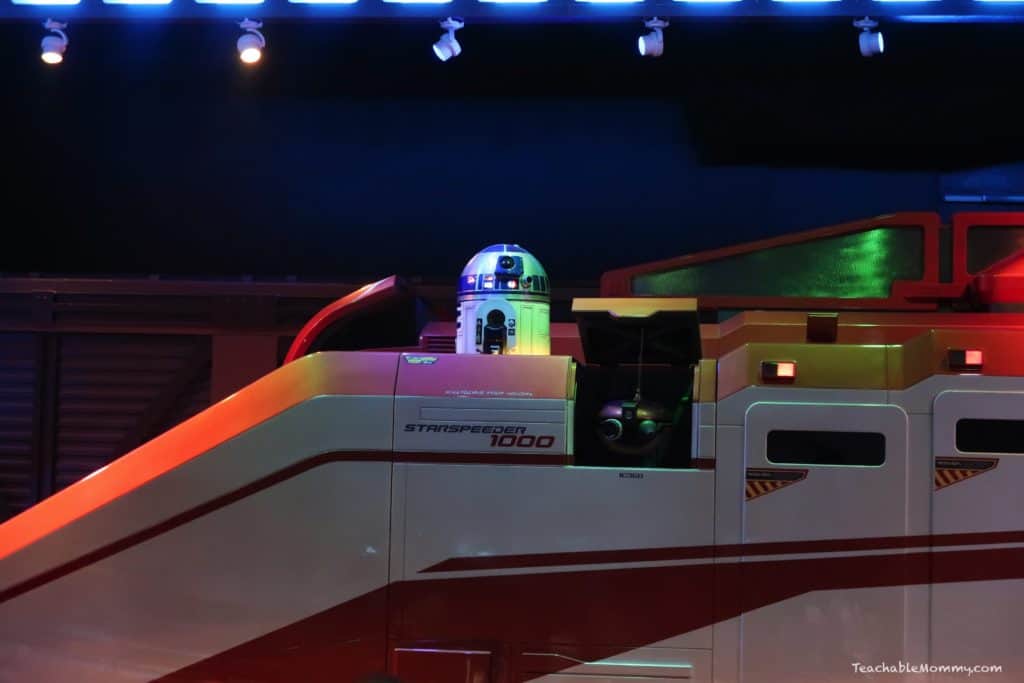 All New Star Tours and Holiday Fun at Disneyland Resort