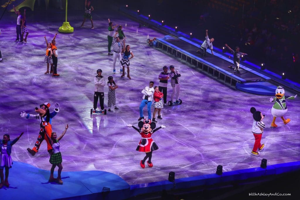 Disney On Ice Mickey's Search Party Review - With Ashley ...