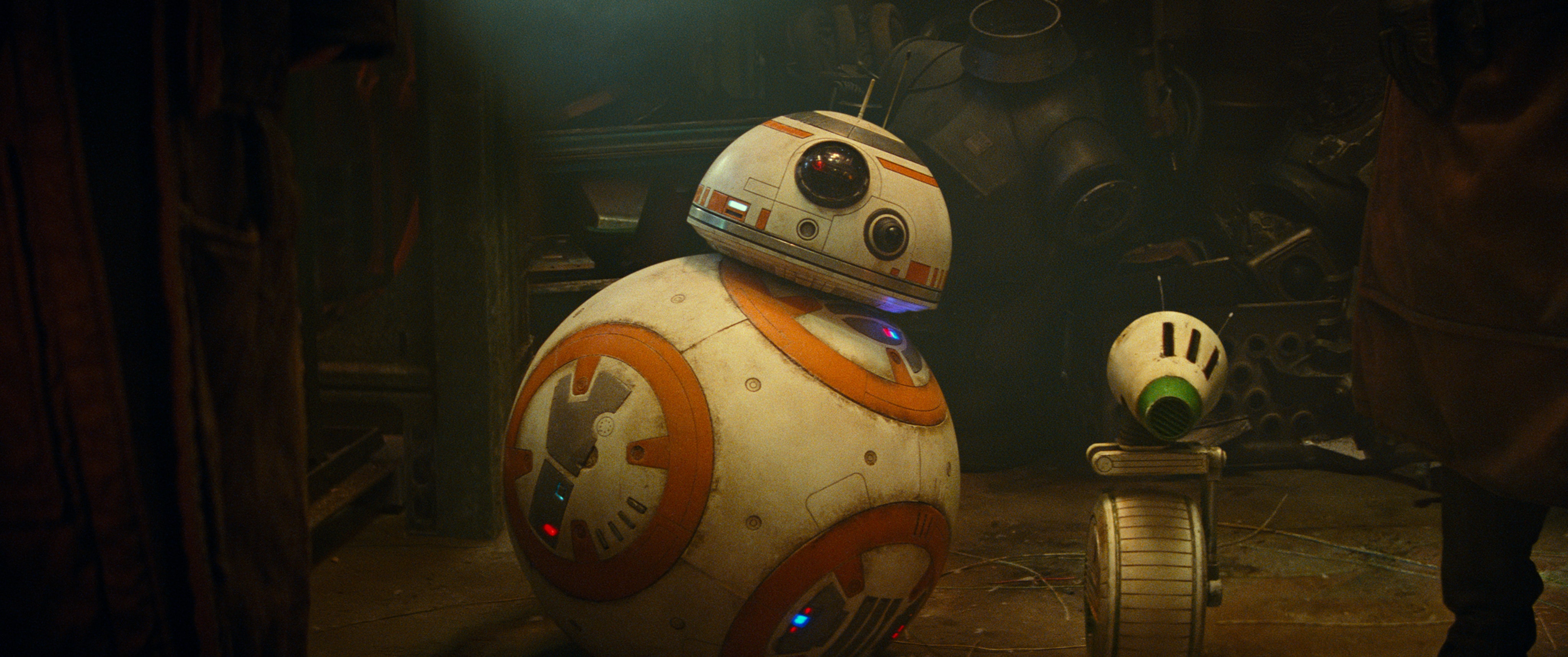BB-8 and D-O Star Wars Episode IX