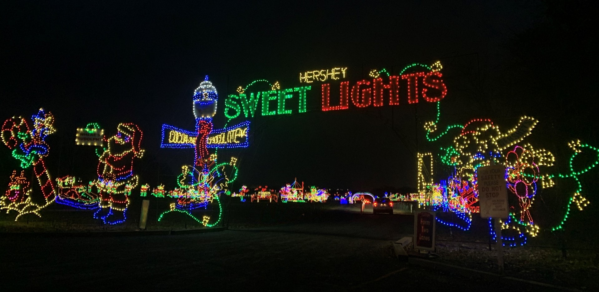 hersheypark christmas activities sweet lights time