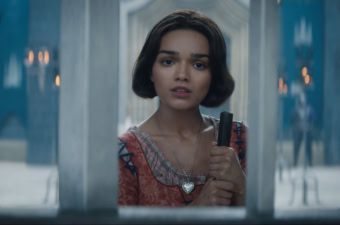Snow White Bonus Features