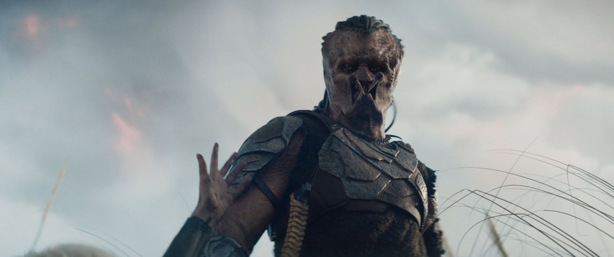 Predator Badlands Review